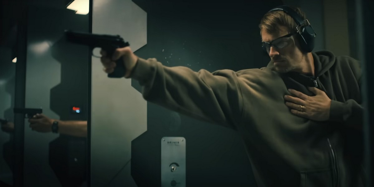 csendes éj joel kinnaman